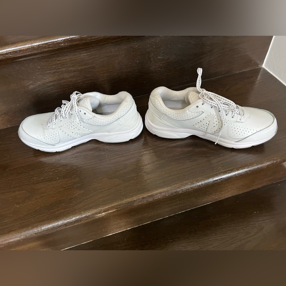 New Balance Womens 411 V2 WW411WT2 White Running Shoes Sneakers Size 7 - Picture 3 of 6